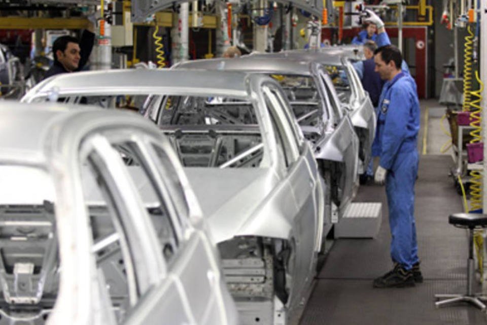 Montadoras elevam meta de exportações para US$12,4 bi