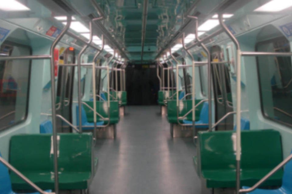 Metroviários de SP ameaçam entrar em greve em outubro