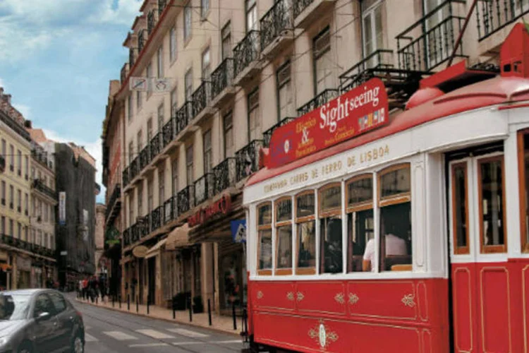 
	Bondinho no centro de Lisboa, Portugal: reformas deram nova vida &agrave;s &aacute;reas degradadas da cidade
 (Divulgação)