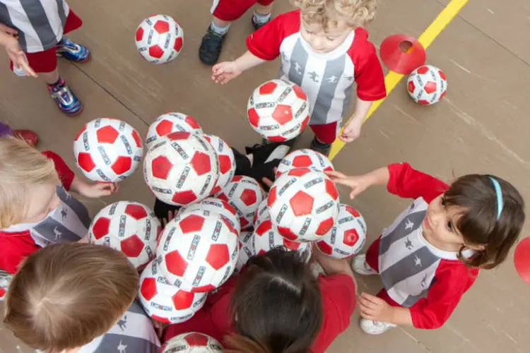 A rede de escolas de futebol Little Kickers (Divulgação)
