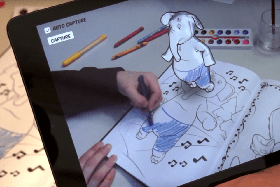 Disney apresenta livro de colorir com realidade aumentada
