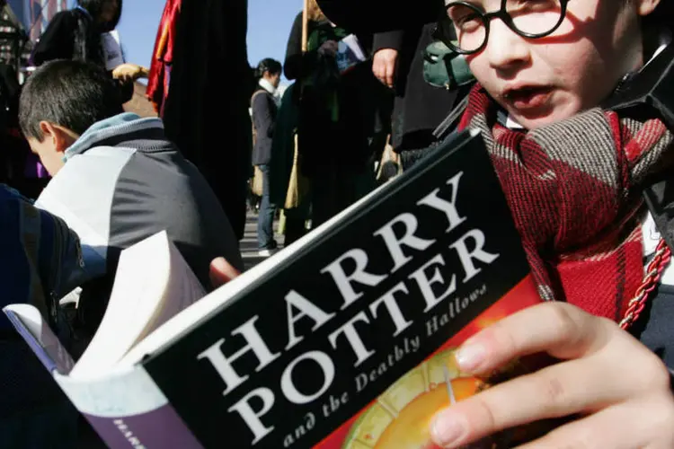 
	Harry Potter: pesquisa examinou c&eacute;rebro pessoas enquanto elas liam cap&iacute;tulo do livro Harry Potter e a Pedra Filosofal
 (Lisa Maree Williams/Getty Images)