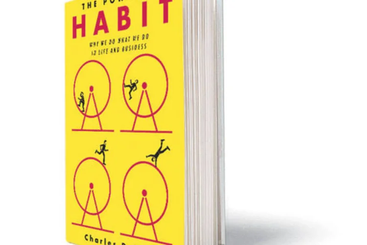 Livro "The power of habit: why we do what we do in life and business": Entender o mecanismo dos hábitos permite mudá-los (Divulgação)
