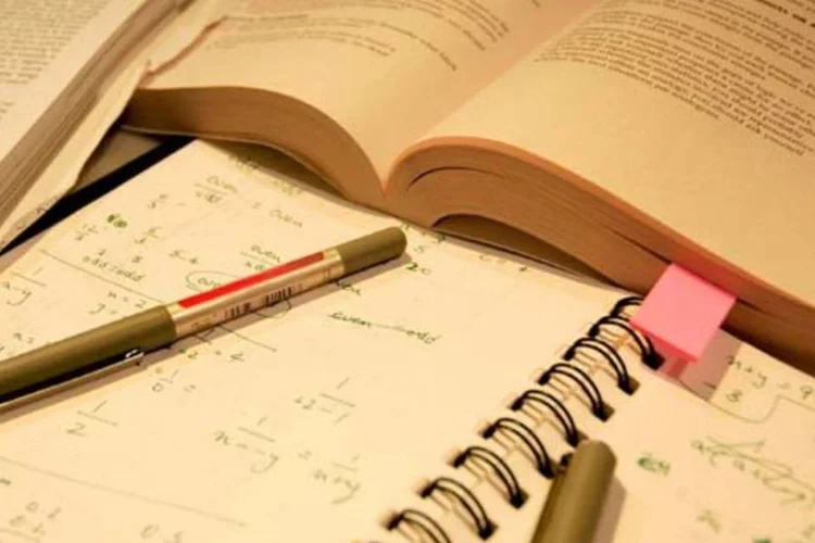 Vale a pena estudar em grupo?