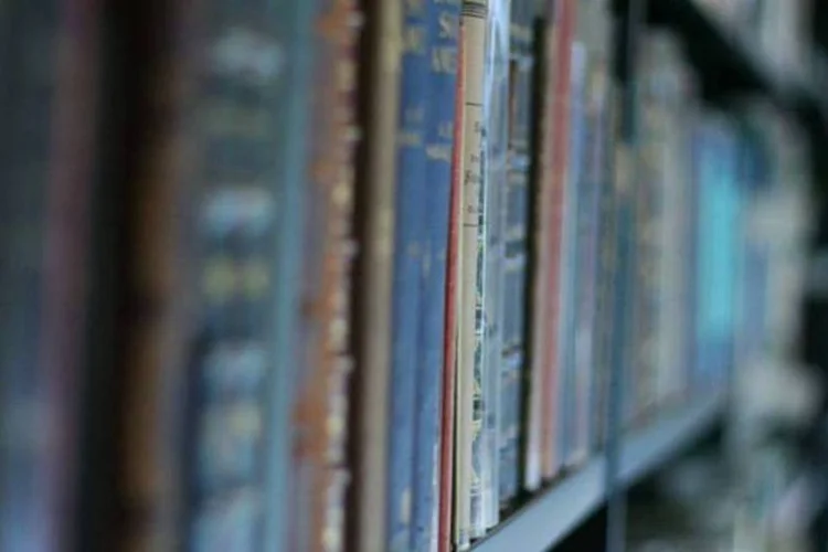 Livros da biblioteca Midlin da USP (Getty Images)