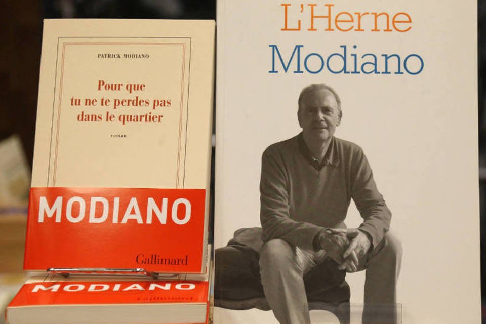 Romancista Patrick Modiano leva Nobel de Literatura