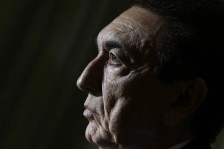 
	Edison Lob&atilde;o: ministro disse que governo ainda est&aacute; analisando possibilidade de retirada do regime de urg&ecirc;ncia do projeto de lei que cria o marco regulat&oacute;rio para o setor
 (REUTERS / Ueslei Marcelino)