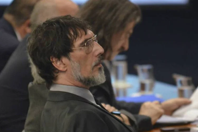 
	Audi&ecirc;ncia no STF debate mudan&ccedil;as na Lei de Direitos Autorais: cantor Lob&atilde;o disse que lei &eacute; inconstitucional por entender que n&atilde;o cabe ao governo interferir na gest&atilde;o dos direitos autorais.
 (José Cruz/Agência Brasil)