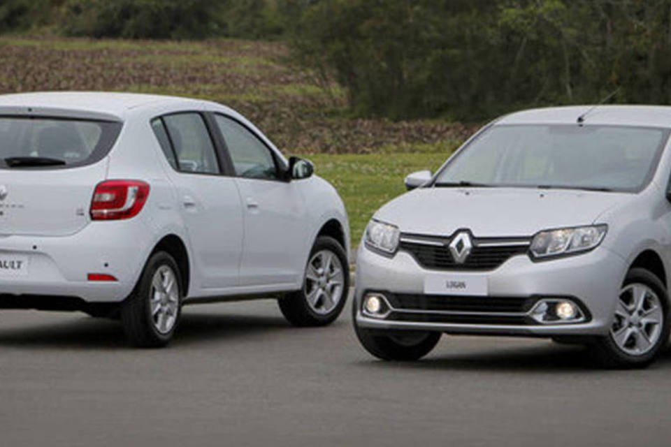 Renault: transmissão oferece opção de trocas sequenciais por meio de toques na manopla do câmbio (Divulgação/Renault)