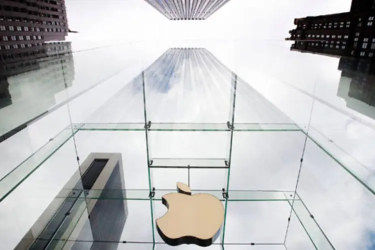 Logotipo da Apple em uma loja da empresa (REUTERS/Lucas Jackson/Files)