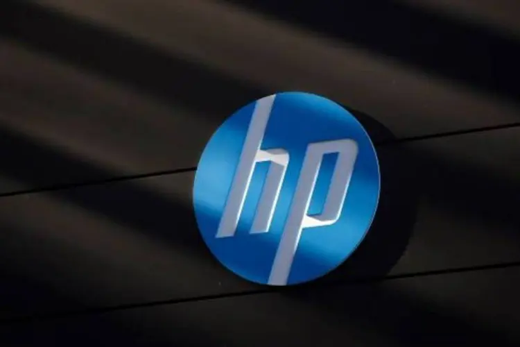 
	Logotipo da Hewlett-Packard: a companhia norte-americana tamb&eacute;m disse na quinta-feira que ir&aacute; formar uma parceria com a Tsinghua Holdings
 (REUTERS/Stephen Lam/Files/Reuters)