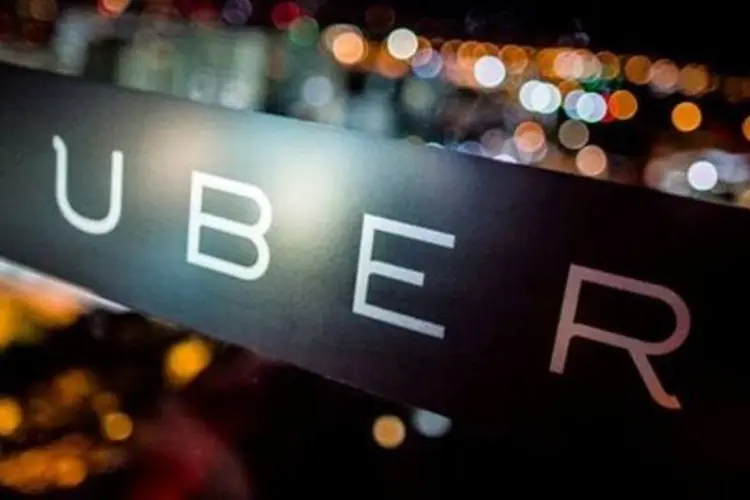 
	Uber informou que iniciou campanha para que os usu&aacute;rios do aplicativo dessem opini&otilde;es sobre o servi&ccedil;o, enviando 200 mil e-mails &agrave; C&acirc;mara
 (Raul Aragao/I Hate Flash)