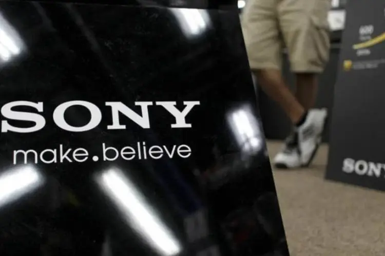 Logotipo da Sony: hackers atacaram a rede de computadores da Sony no mês passado (Toru Hanai/Reuters)