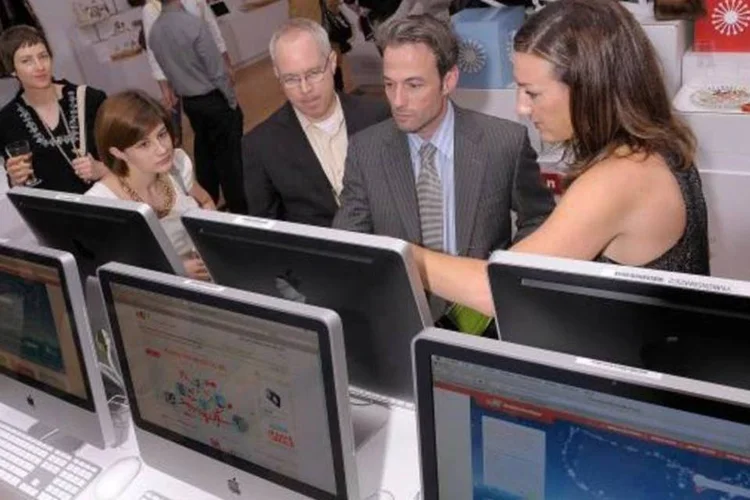 Ao todo, 352,4 milhões de computadores pessoais terão sido vendidos até o fim do ano, conforme a previsão da consultoria (Michael Loccisano/Getty Images)