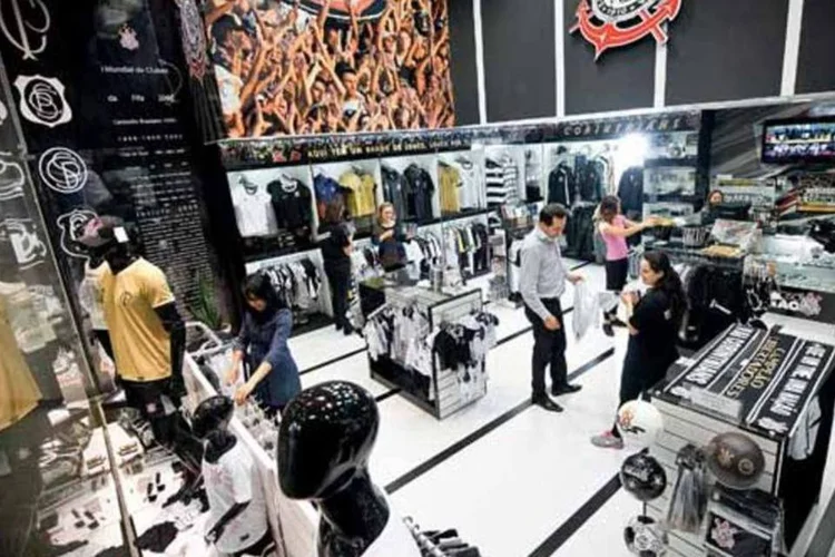 Loja da rede Poderoso Timão: o Corinthians recebe 7% do valor das vendas (Germano Lüders/EXAME.com)