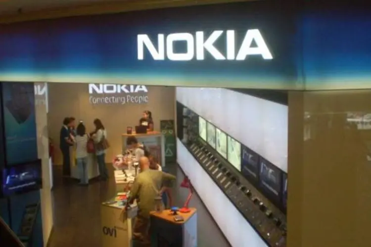 A Nokia e a Microsoft operam em smartphones que concorrem com os dispositivos Android (Pedro Zambarda/EXAME.com)