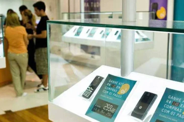 
	Loja da Oi: ao todo, a a&ccedil;&atilde;o dever&aacute; distribuir nove aparelhos telef&ocirc;nicos e um tablet
 (MARCELO CORREA / EXAME)