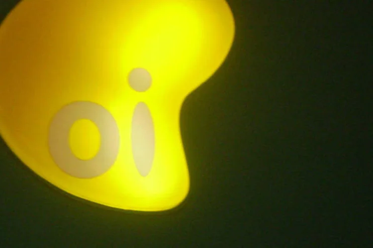 
	Oi: suas subsidi&aacute;rias Telemar Norte Leste e BRT Servi&ccedil;os de Internet entraram em acordo&nbsp;com SBA Torres Brasil para venda de 2.007 torres de telefonia m&oacute;vel
 (Pedro Zambarda/EXAME.com)