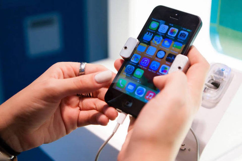 Apple desmente truque que faria bateria do iPhone durar mais
