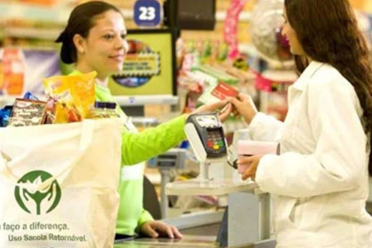 Varejo se destaca com iniciativas que estimulam o consumo consciente.  (.)