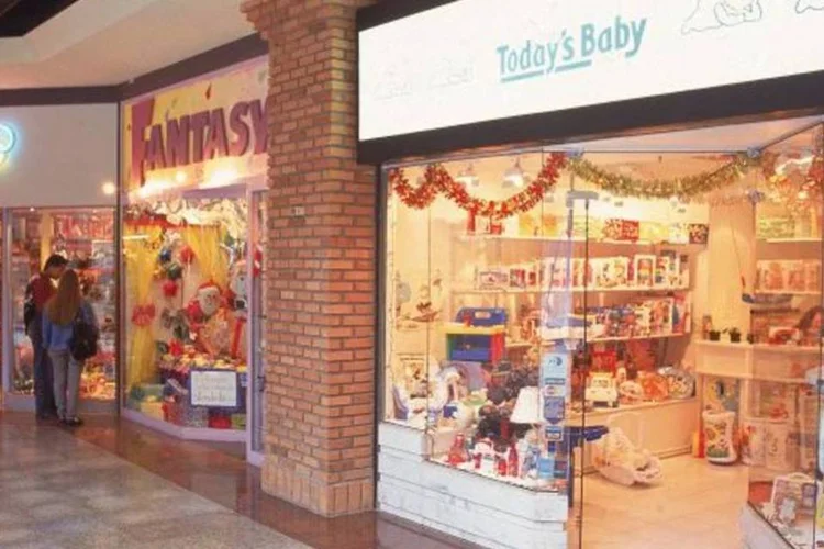 Lojas decoradas: Natal deste ano será menos aquecido que o de 2010