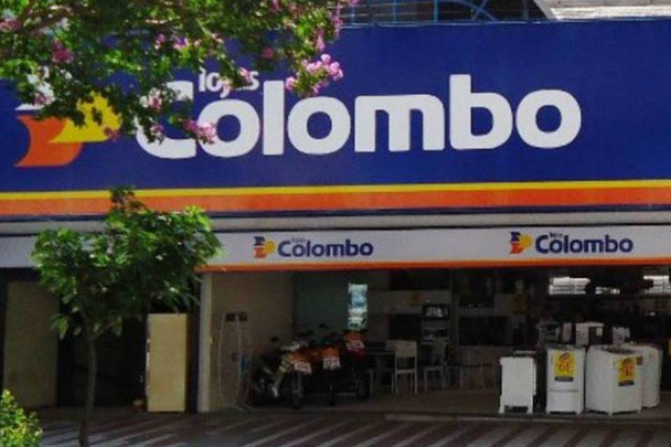 Lojas Colombo faz liquidação para 330 unidades
