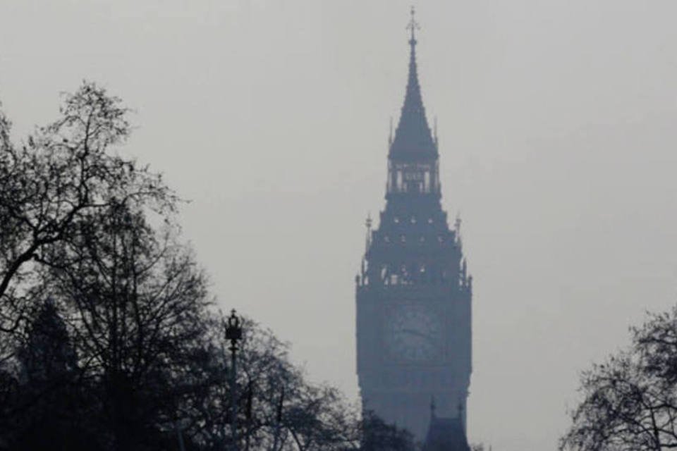 Polícia britânica prende suspeito de porte de faca em Londres