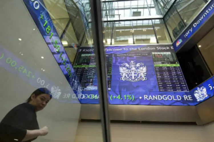 
	Bolsa de Londres: em Londres, o &iacute;ndice&nbsp;FTSE&nbsp;fechou pr&oacute;ximo da estabilidade, com ganho de 0,01%, a 6.328,26 pontos.
 (REUTERS/Paul Hackett)