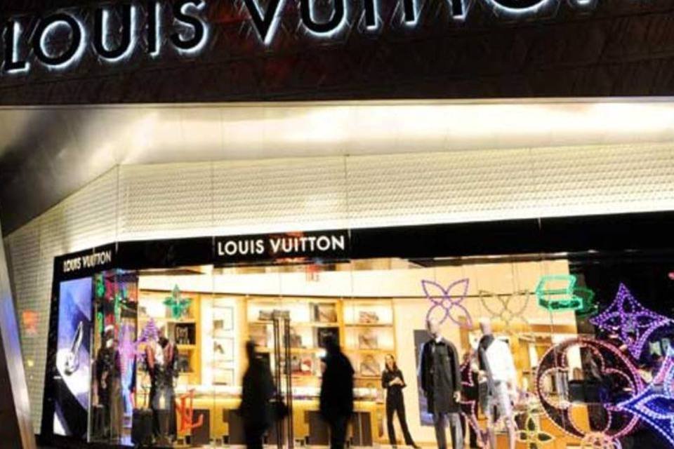 Marcas de luxo francesas lucram com vendas em emergentes
