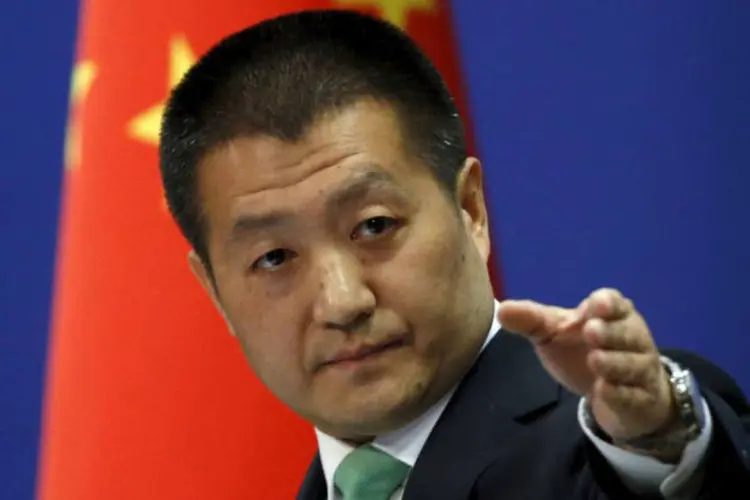 Lu Kang, ministro das relações exteriores da China: "Após tantos anos, o problema na península da Coréia poderia ser resolvido através de diálogo" (Kim Kyung-Hoon/Reuters)