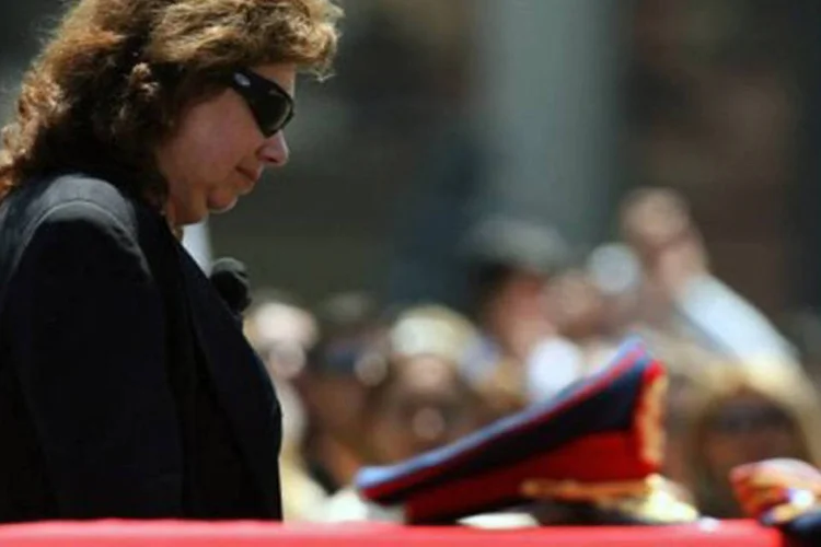 Lucia Pinochet em 2006: filha do ex-ditador falecido Augusto Pinochet disse estar disposta a se apresentar à justiça chilena para explicar a descoberta de uma conta bancária nos EUA (Martin Bernetti/AFP)