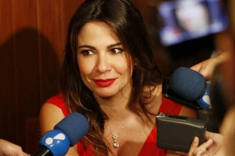 Luciana Gimenez: apresentadora negocia a saída da RedeTV! para fechar com a Band (Rafael Cusato/Contigo/Divulgação)