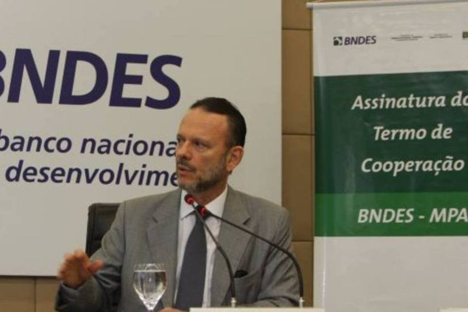 BNDES cogita chance de desembolso acima de R$ 150 bi em 2012