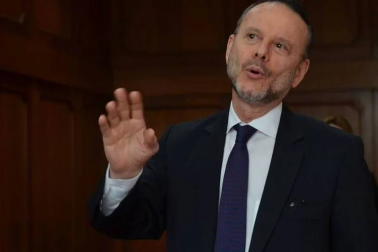 
	Luciano Coutinho, presidente do BNDES: institui&ccedil;&atilde;o deve ter uma pequena queda nos investimentos em rela&ccedil;&atilde;o &agrave; 2013
 (Elza Fiúza/Agência Brasil)