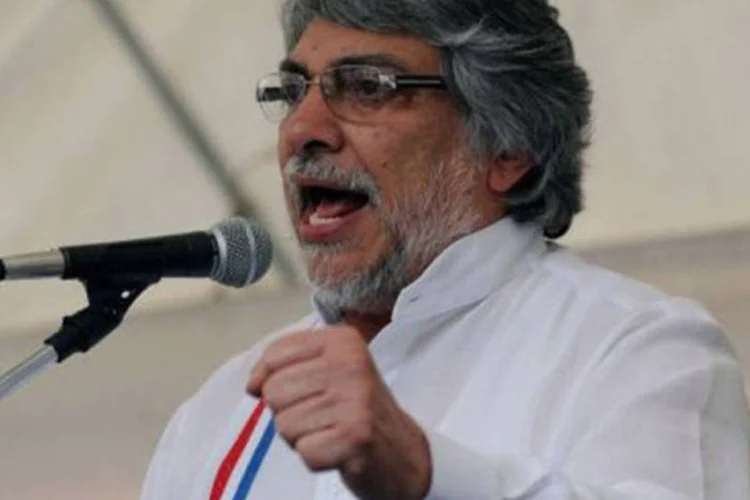 
	O ex-presidente paraguaio, Fernando Lugo: na segunda-feira &agrave; noite o l&iacute;der compareceu a um jantar informal com o presidente do Uruguai, Jos&eacute; Mujica, e alguns de seus ministros
 (Norberto Duarte/AFP)