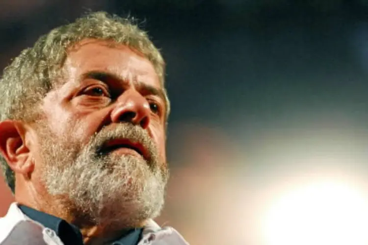 
	&quot;O Brasil vai voltar a crescer&quot;, diz Lula no final da propaganda que vai ao ar s&aacute;bado, 22
 (Paulo Fridman/Bloomberg News)