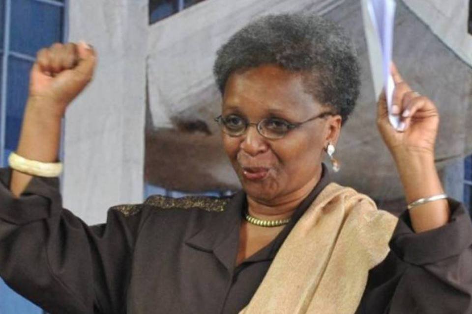 Dilma lamenta morte da ex-ministra da Igualdade Racial