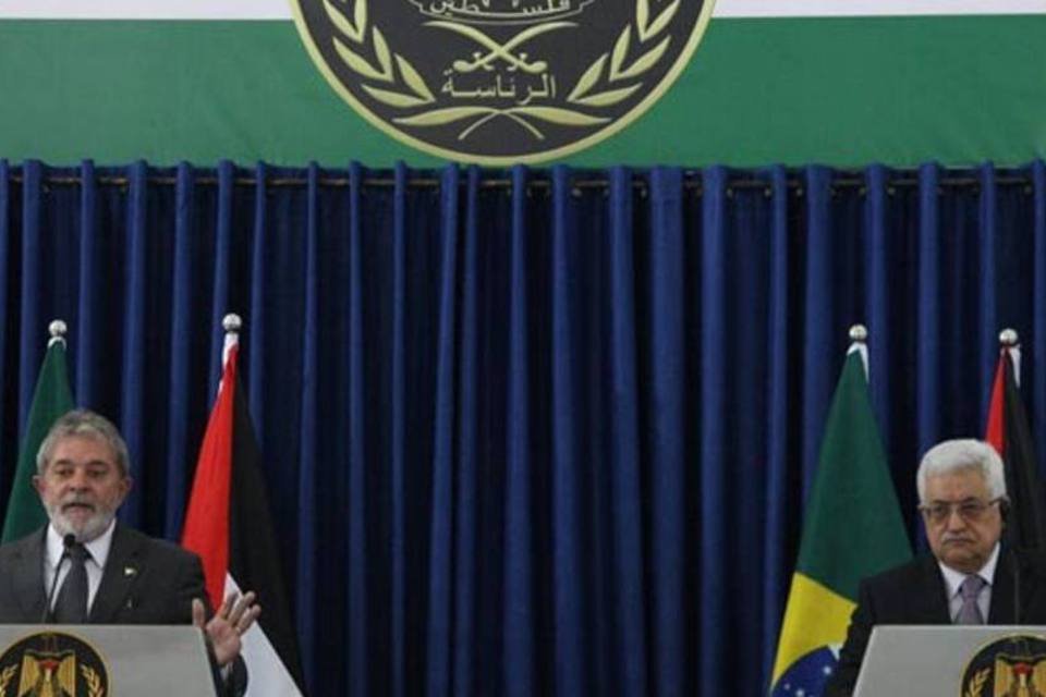 Abbas colocará 1ª pedra da embaixada palestina no Brasil