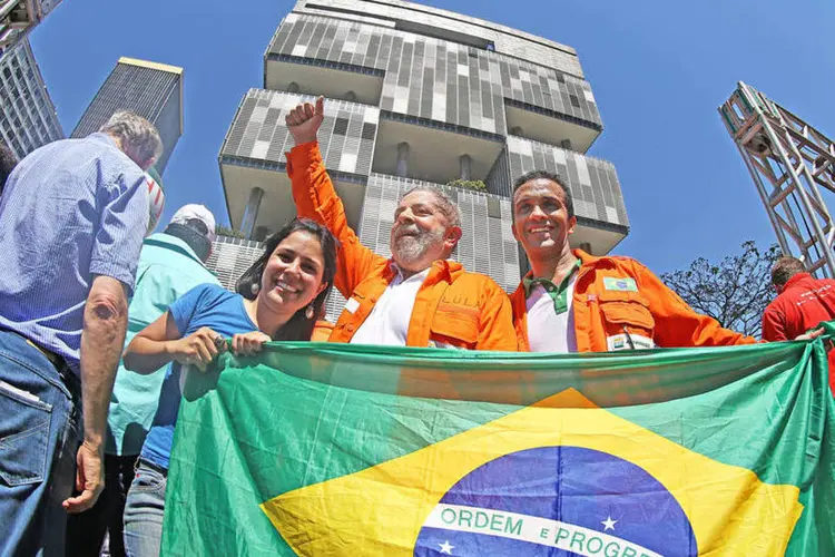 Ex-presidente Lula participa de ato no Centro do Rio em defesa da Petrobras (Ricardo Stuckert/Instituto Lula)