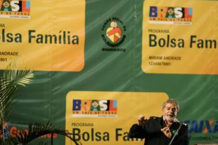 Lula em evento do Bolsa Família: programa foi elogiado, mas teve pouco avanço (.)
