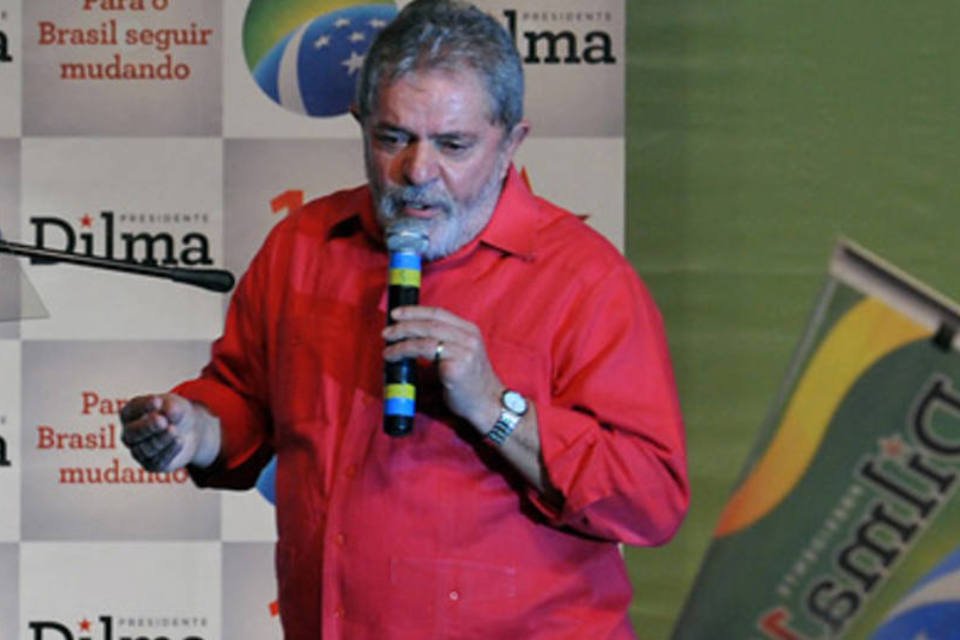 Lula questiona quebra de sigilo fiscal da filha de Serra