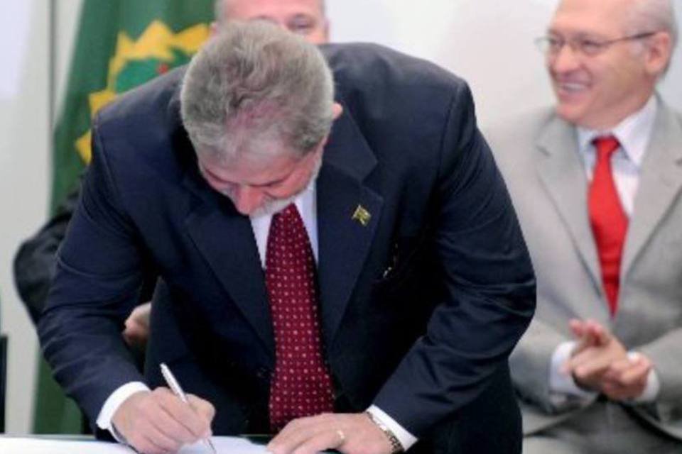 Presidente Lula sanciona projeto de capitalização da Petrobras (.)