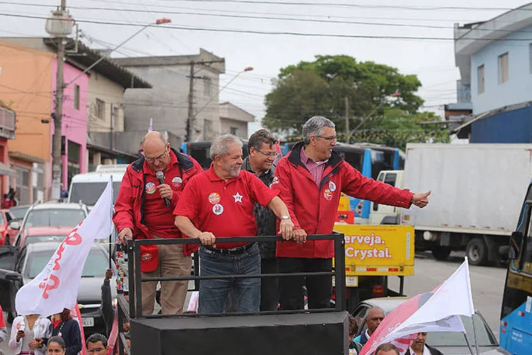 Lula: "Vamos fazer da nossa boca o microfone. Não tem que brigar, discutir ou romper amizade" (Paulo Pinto/Analítica)