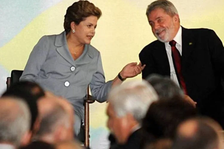 Segundo Lula, Dilma "trabalhou como ninguém para o PAC dar certo" (Antonio Cruz/ABr)