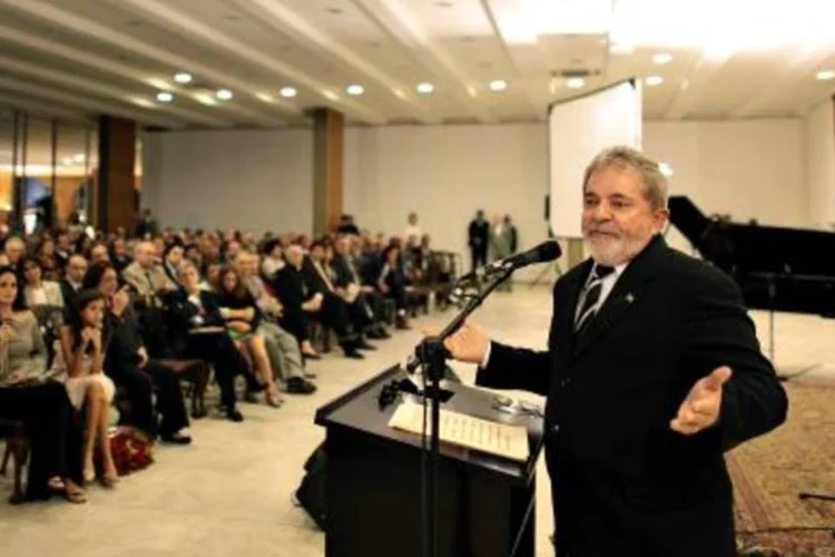 Lula discursa na cerimônia em homenagem ao diplomata Vinícius de Moraes, no Itamaraty (.)