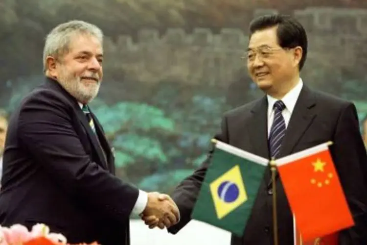 Lula e Hu Jintao em encontro na China, em maio de 2009 (.)