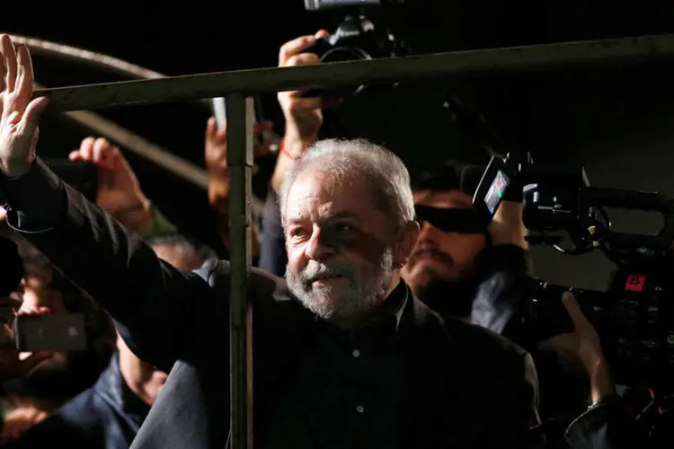 
	Lula: foi a primeira acusa&ccedil;&atilde;o formal contra Lula nos tr&ecirc;s casos nos quais &eacute; investigado por supostamente ter recebido favores de empresas que integraram a rede de corrup&ccedil;&atilde;o na Petrobras
 (Paulo Whitaker / Reuters)