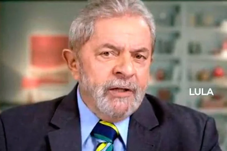 
	Lula em propaganda do PT: ele planeja discutir a atual crise em suas viagens e levar uma mensagem de otimismo a seus interlocutores
 (Reprodução/Facebook)