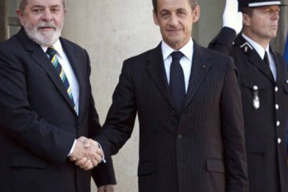 Sarkozy recebe Lula em Paris