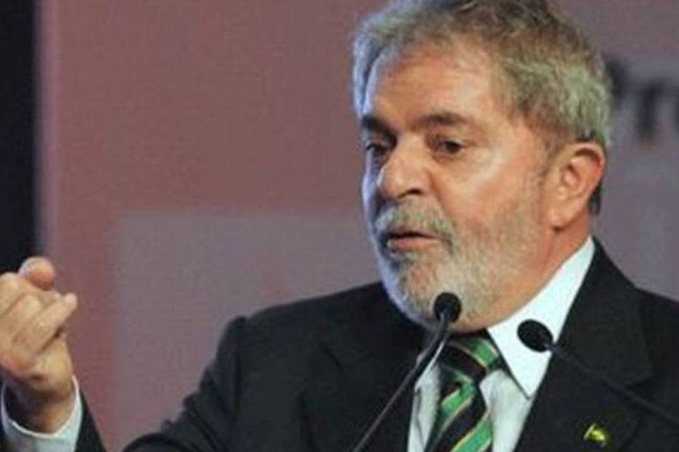 Lula comemora criação de empregos como sinal de economia forte